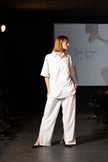CHEMISE HAUTE COUTURE À MANCHE COURTE , COUPE OVERSIZE, À DEUX FENTES, EN POLYESTER ET COTON IMPRIMÉ – CREKMONGA PARIS